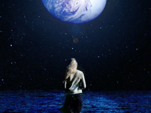 ANOTHER EARTH (2011)